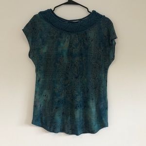 Lucky Brand beautiful blue green blouse with woven collar